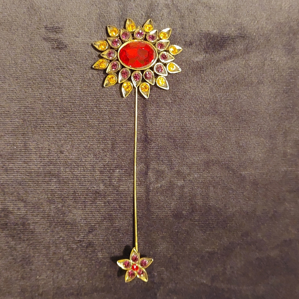 Beautiful flower stick pin